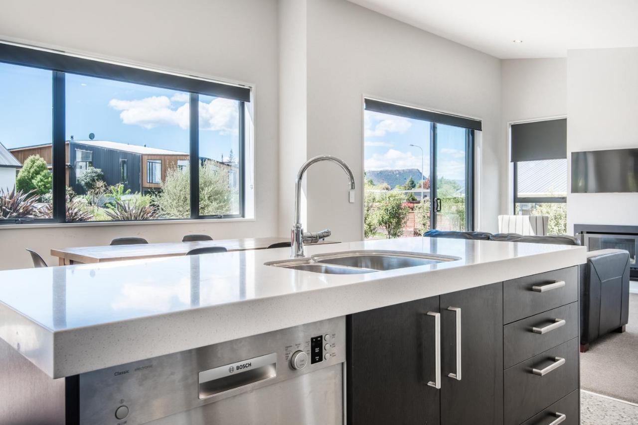 Villa Simply Stunning Wanaka Exterior foto
